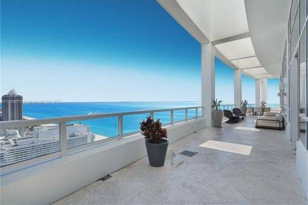 Fontainebleau Ii Condo, Unit PH North