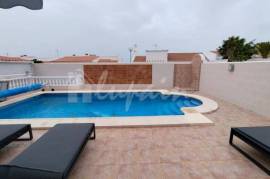 3 Bedroom Villa For Sale In Callao Salvaje LP33625