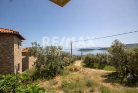 Maisonette 104 sq.m for sale