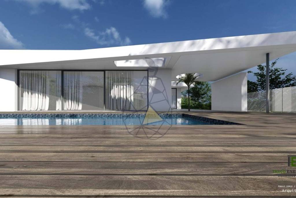 Land with project in preparation - Single storey house T3+1 with swimming pool