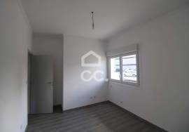 2 bedroom apartment with terrace