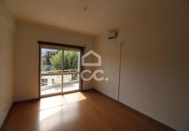 3 bedroom apartment for rent on the outskirts of the city