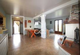 Detached House T3 with Unobstructed View and Land of 4500m2 – Ready to Live in