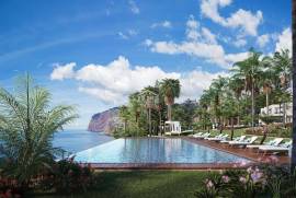 Luxury waterfront apartments with private access to the sea