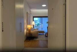 Luxury waterfront apartments with private access to the sea