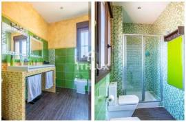 Exclusive luxury house in Las Almenas (Tomares-Castilleja) with independent apartment and pool