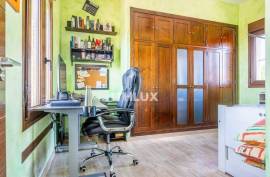 Exclusive luxury house in Las Almenas (Tomares-Castilleja) with independent apartment and pool
