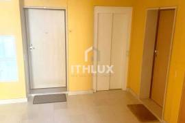 Beautiful 2-bedroom, 2-bathroom apartment in Conceicao with Pool