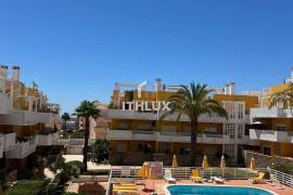 Beautiful 2-bedroom, 2-bathroom apartment in Conceicao with Pool