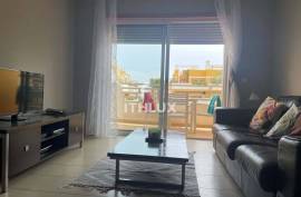 Beautiful 2-bedroom, 2-bathroom apartment in Conceicao with Pool