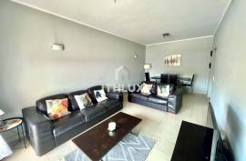 Beautiful 2-bedroom, 2-bathroom apartment in Conceicao with Pool