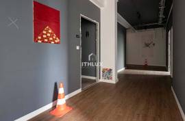 Office, retail or service space | 296 m2 | Carnaxide
