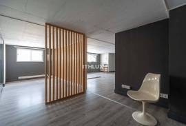 Office, retail or service space | 296 m2 | Carnaxide