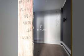 Office, retail or service space | 296 m2 | Carnaxide