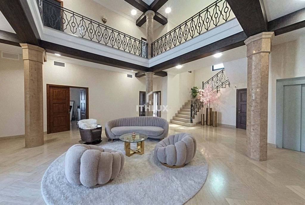 LUXURY VILLA IN SANLÚCAR LA MAYOR
