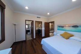 LUXURY VILLA IN SANLÚCAR LA MAYOR