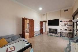 LUXURY VILLA IN SANLÚCAR LA MAYOR