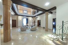 LUXURY VILLA IN SANLÚCAR LA MAYOR