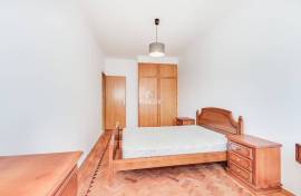 For rent T2 90M2 in Massamá