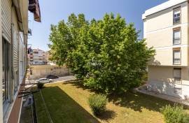 For rent T2 90M2 in Massamá