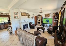 Beautiful 3 + 1 -bedroom villa with breathtaking views over the countryside and sea view in São Brás de Alportel