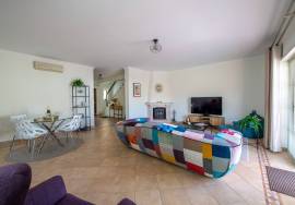 Perfect Location with Sea Views