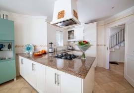 Perfect Location with Sea Views