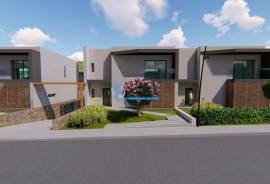 3+1 bedroom villa under construction with swimming pool and garage located in Ferreiras
