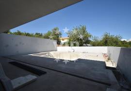 BOLIQUEIME - PATÃ - 3 BEDROOM TOWNHOUSE  WITH PRIVATE POOL