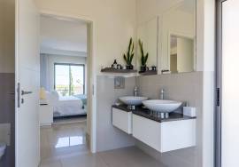 Exceptional 2-Bedroom Penthouse with Private Rooftop Terrace in Pine Hills, Vilamoura