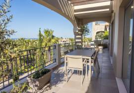 Exceptional 2-Bedroom Penthouse with Private Rooftop Terrace in Pine Hills, Vilamoura