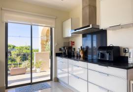 Exceptional 2-Bedroom Penthouse with Private Rooftop Terrace in Pine Hills, Vilamoura