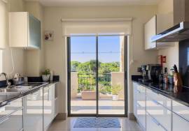 Exceptional 2-Bedroom Penthouse with Private Rooftop Terrace in Pine Hills, Vilamoura