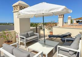 Exceptional 2-Bedroom Penthouse with Private Rooftop Terrace in Pine Hills, Vilamoura