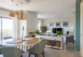 Exceptional 2-Bedroom Penthouse with Private Rooftop Terrace in Pine Hills, Vilamoura