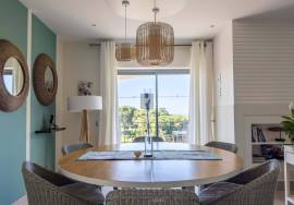 Exceptional 2-Bedroom Penthouse with Private Rooftop Terrace in Pine Hills, Vilamoura