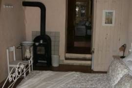 Excellent 4 Bed House & Separate Apartment for Sale In Arezzo Tuscany
