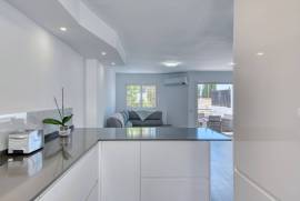 Luxury 3 Bed Townhouse For Sale in Nueva Andalucia, Marbella Costa Del