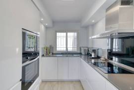 Luxury 3 Bed Townhouse For Sale in Nueva Andalucia, Marbella Costa Del