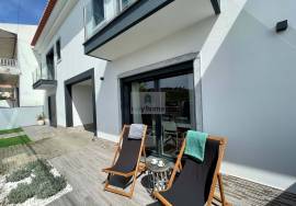 2 bedroom villa with attic in Famões