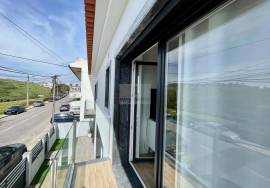 2 bedroom villa with attic in Famões