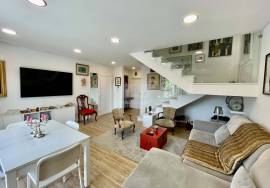 2 bedroom villa with attic in Famões