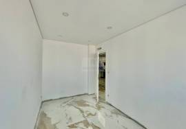 4 bedroom villa in Apelação with swimming pool