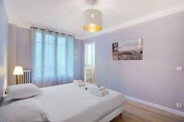 47m2 one bedroom flat in Boulogne-Billancourt, close to transport.