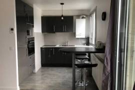 Spacious apartment with balcony