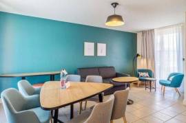 T3 Bois D'Arcy - Beautiful, 2 bedroom flat in Bois D'Arcy