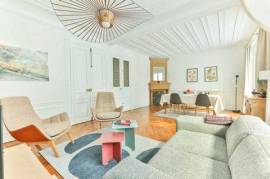 Superbe appartement de 80m2 situé dans le 14 arrondissement de paris.