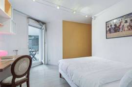 ID 402 entire 1 bedroom apartment with terrace at Clichy