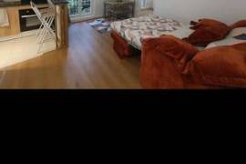 Cute loft in nice area