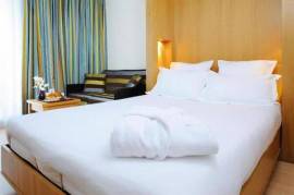 Massy - Large studio for up to 3 people with Indoor Pool near Paris